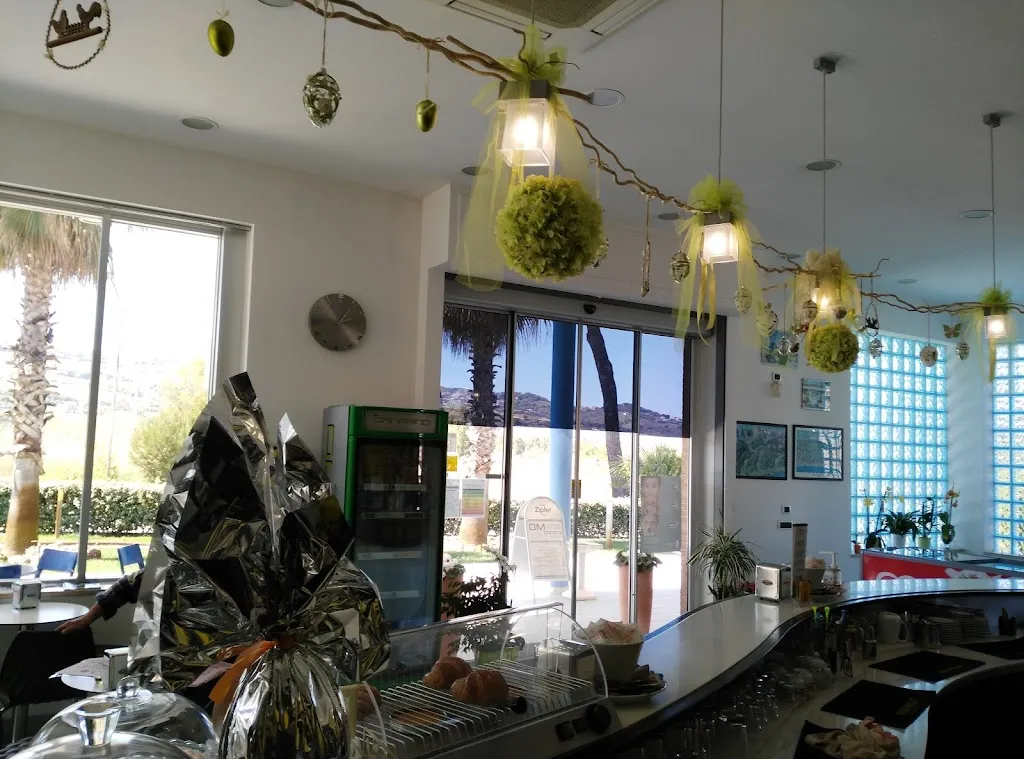 Bar Il Canarino_Martinsicuro_slider_image_3