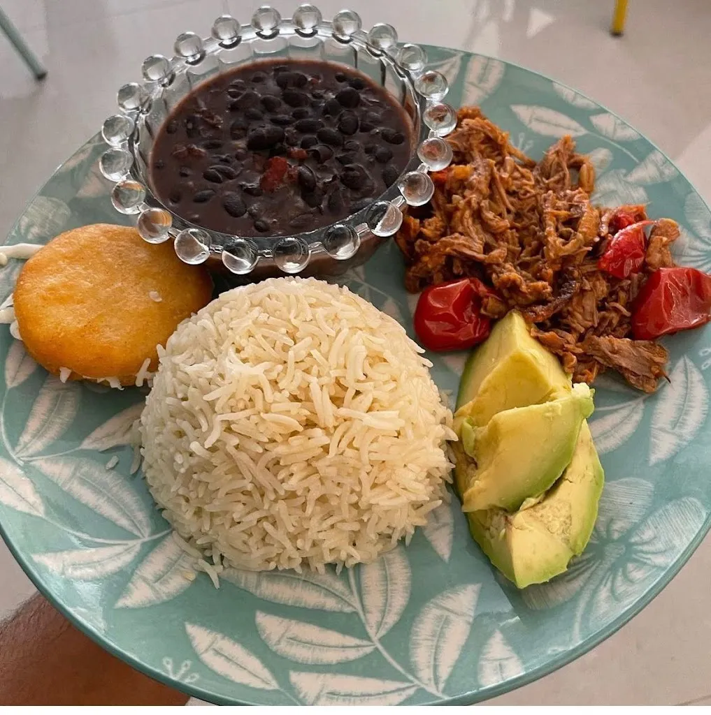 Ristorante La Familia_Pratole_slider_image_2