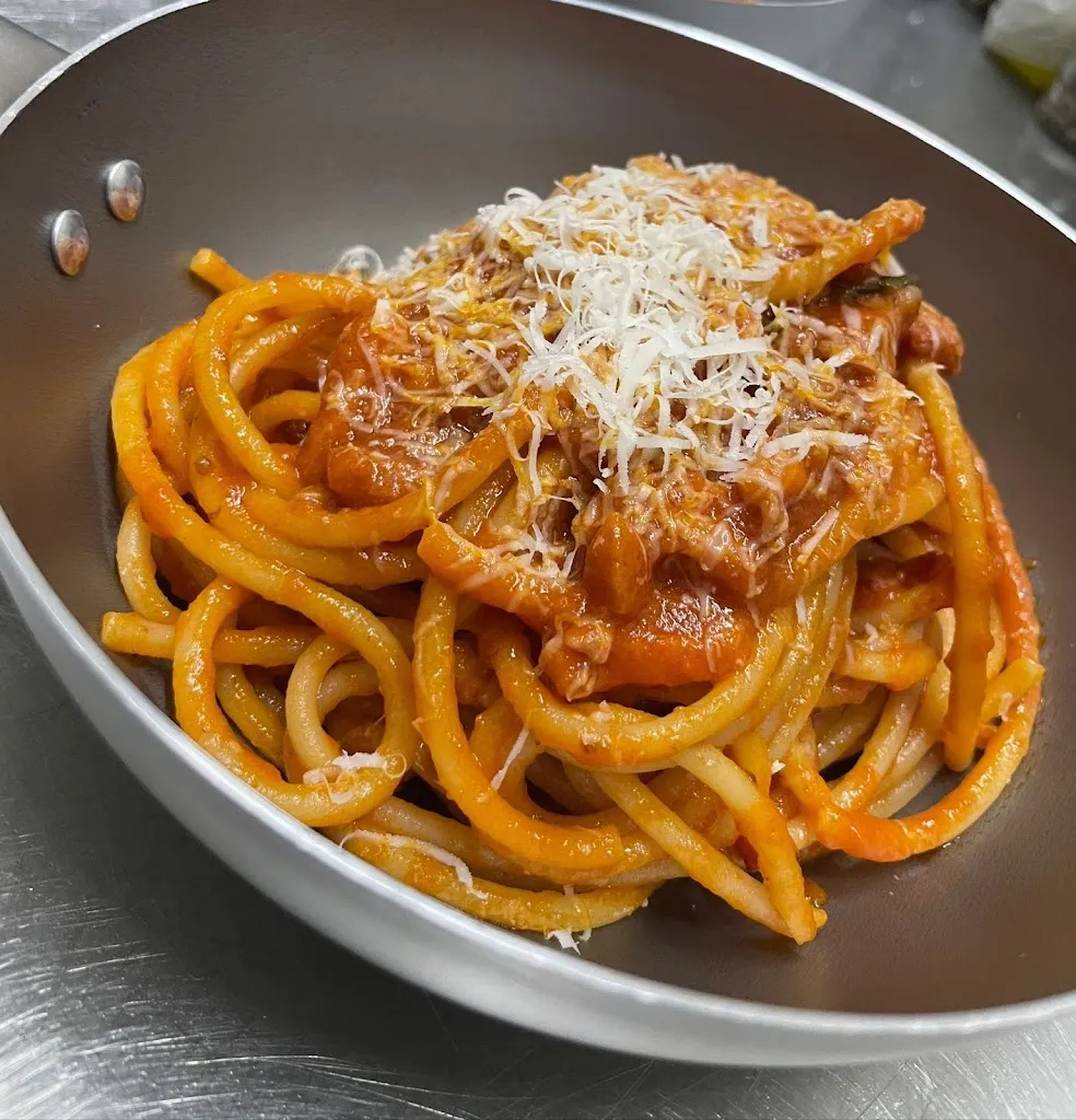 Ristorante La Familia_Pratole_slider_image_3