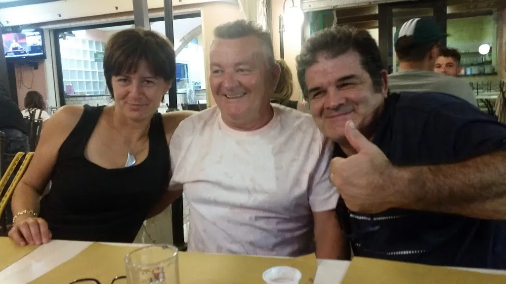 Ade Ferranti_Mai dire pizza_Martinsicuro_review