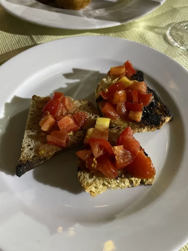 Hossein Ghassemi_Ristorante Lady Mary Bar_Prignano Cilento_review