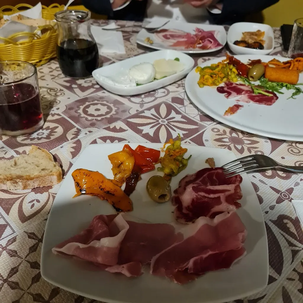 Menu_Taralluzzi e Vino_Prignano Cilento_image_5