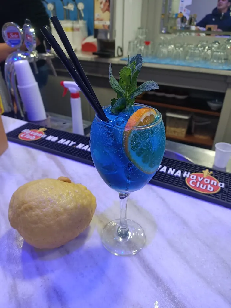 Simone Lancellotti_Bar Paradise_Prignano Cilento_review