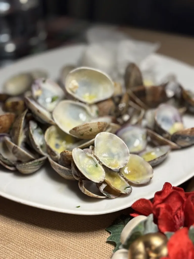 Tomas Chloupek_Nonna Mena_Quadrivio_review