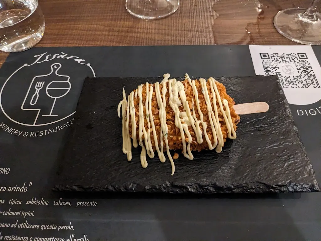 Damon Lam_Issàra Winery & Restaurant_Quadrelle_review