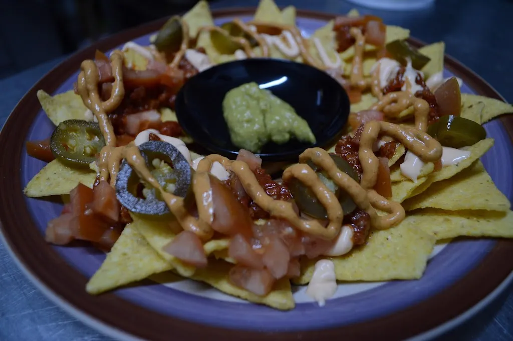 Issàra Winery & Restaurant_Quadrelle_slider_image_3