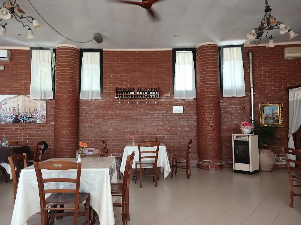 Halyna Львів_Ristorante Pizzeria “Il Vulcano “ dal Marpione_Roccamonfina_review