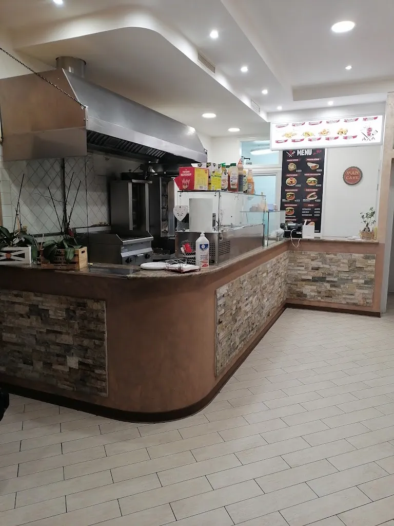 Da Ale Kebab restaurant in Martinsicuro