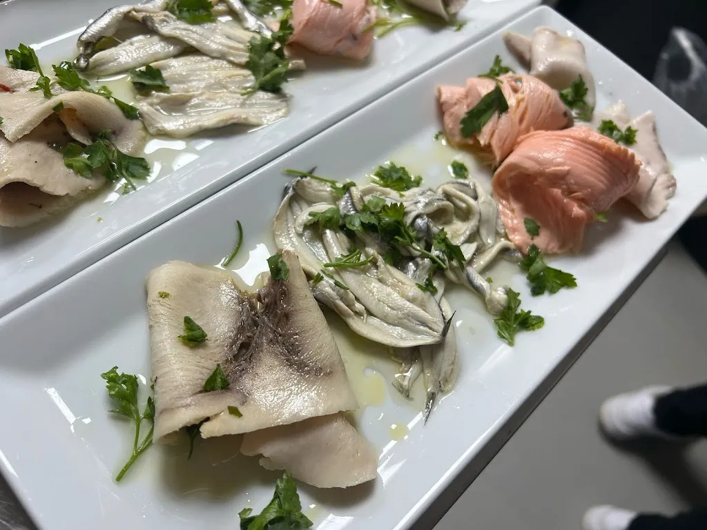 Montimare Crazy Fish & Game Bar Cucina di Mare_Roccadaspide_slider_image_2