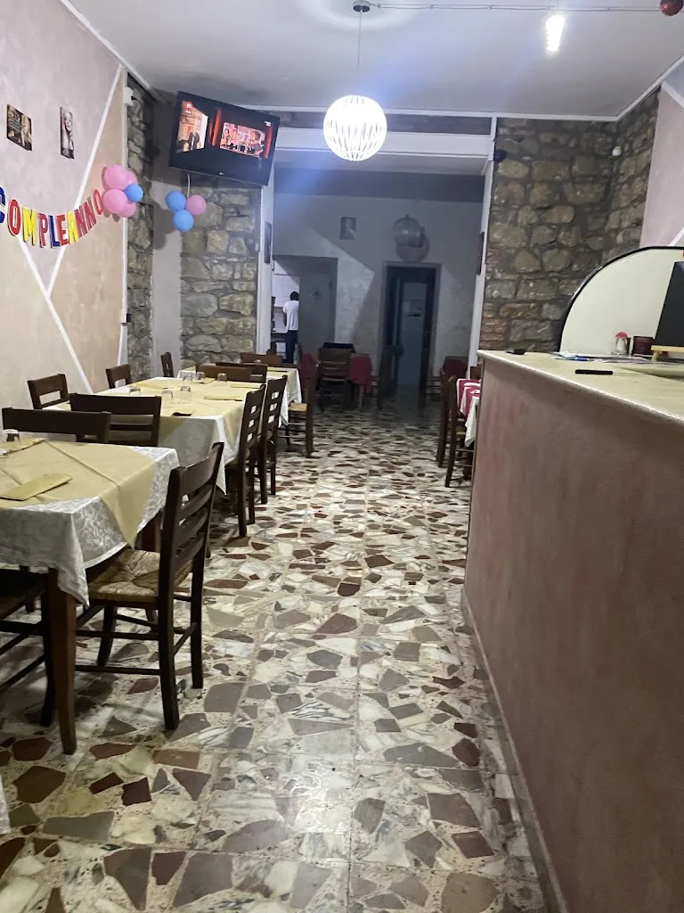 Ristorante Marilyn Marylin Di Mary Caputo restaurant in Rofrano