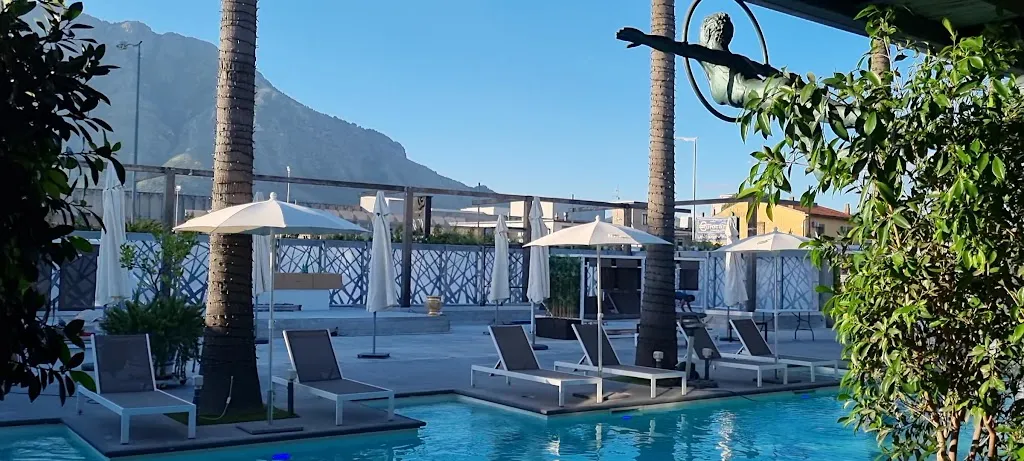 Roy Show Club_Rotondi_slider_image_2