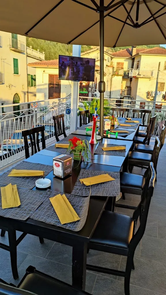 Agora' Bar Pizzeria ristorante a Salza Irpina