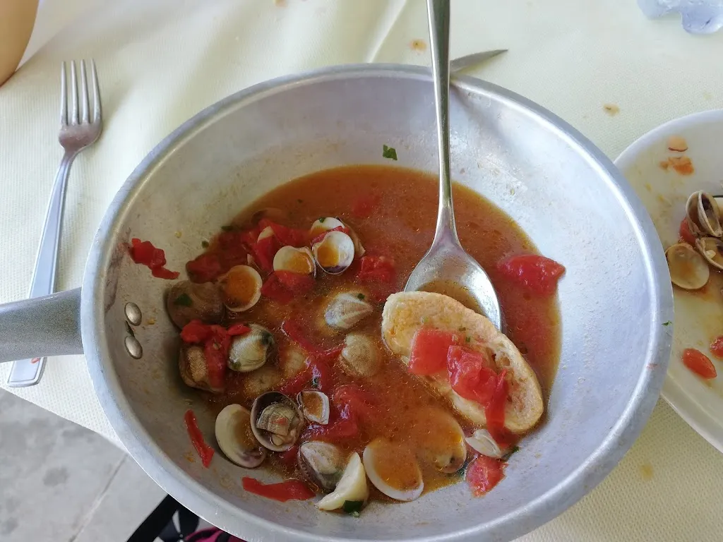 Emilia Paolella_Bagno Marino_Martinsicuro_recensione