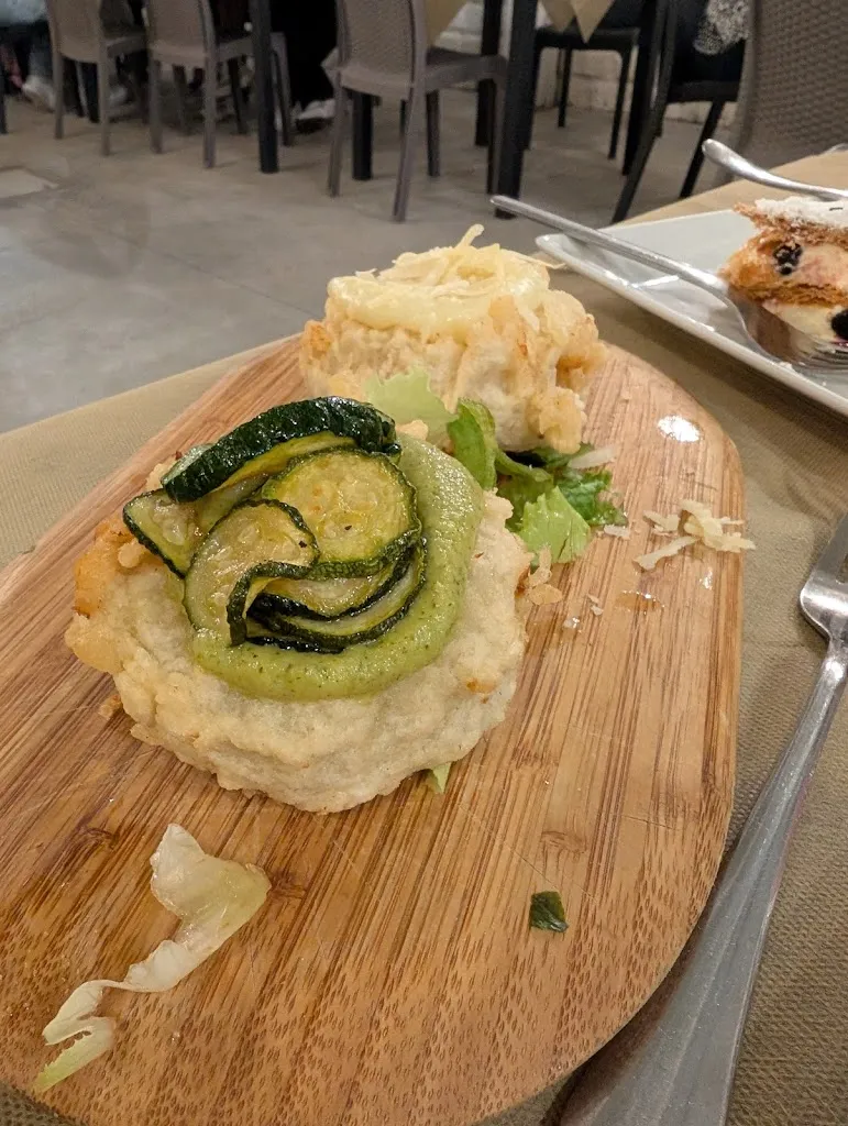 Siria Buonamano_Civico 22_San Castrese_recensione