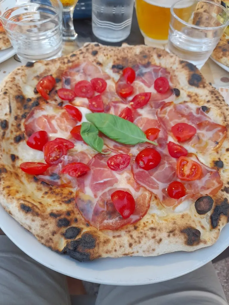 Gali Charles Vacca_Al Solito Posto di Sasso Alessio 2.0_San Bartolomeo in Galdo_review