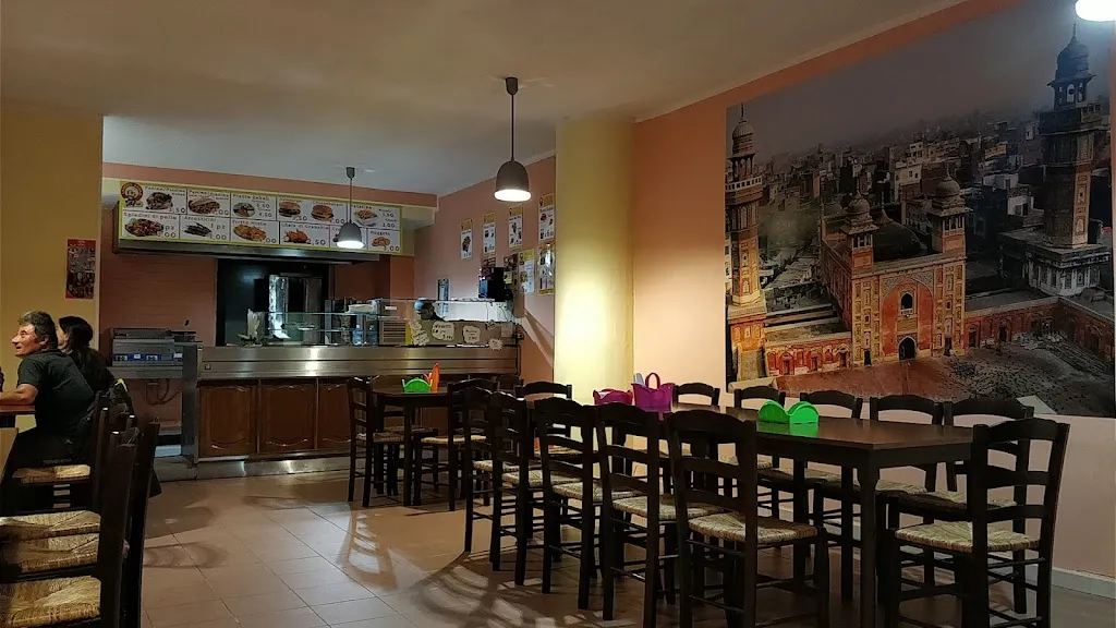 Lahore Kebab ristorante a San Bartolomeo in Galdo