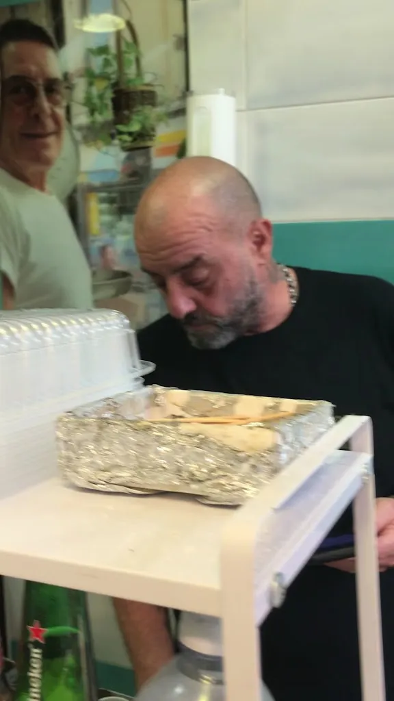 Tripperia O'Russ Napoli_San Carlo All'Arena_slider_image_2