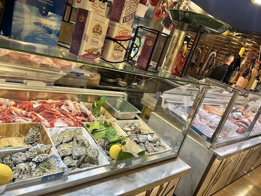 'A Figlia d''o Marenaro restaurant in San Carlo All'Arena