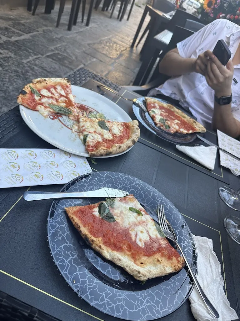 Menu_Pizzeria Hermanos_San Carlo All'Arena_image_8