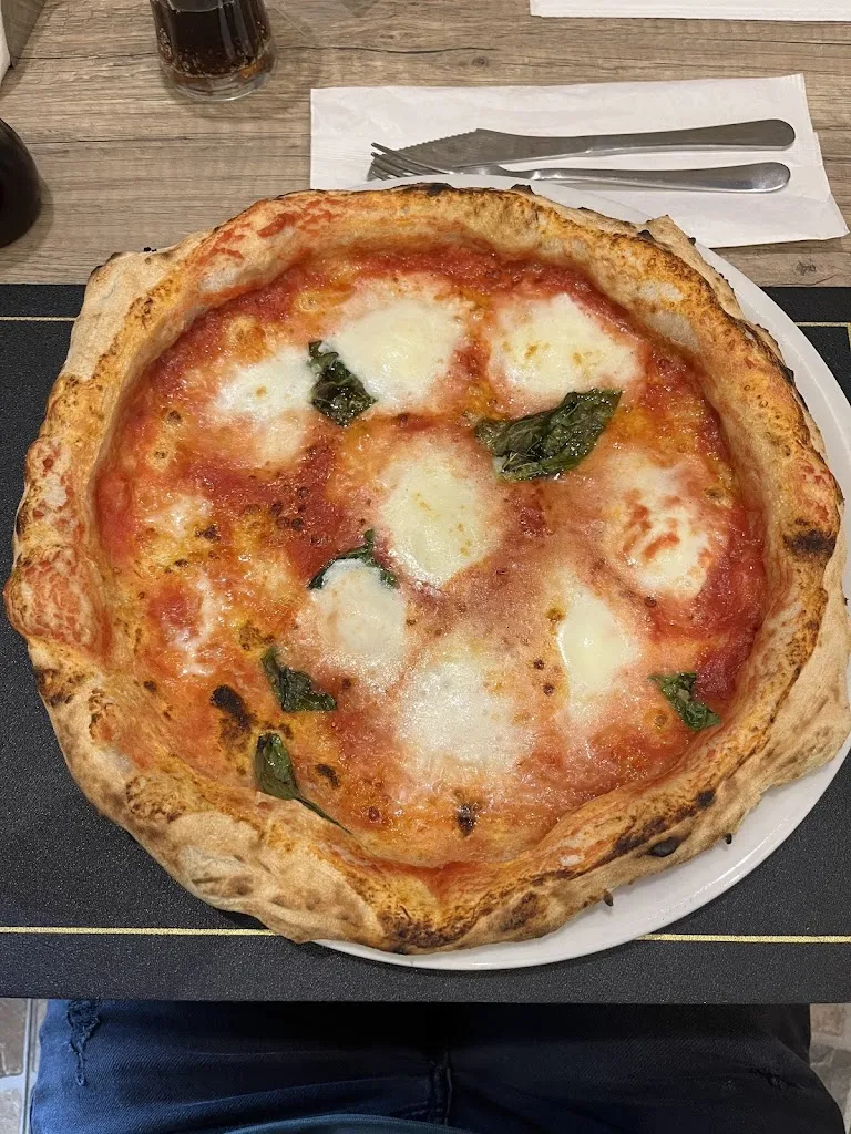 J N_Pizzeria Hermanos_San Carlo All'Arena_review