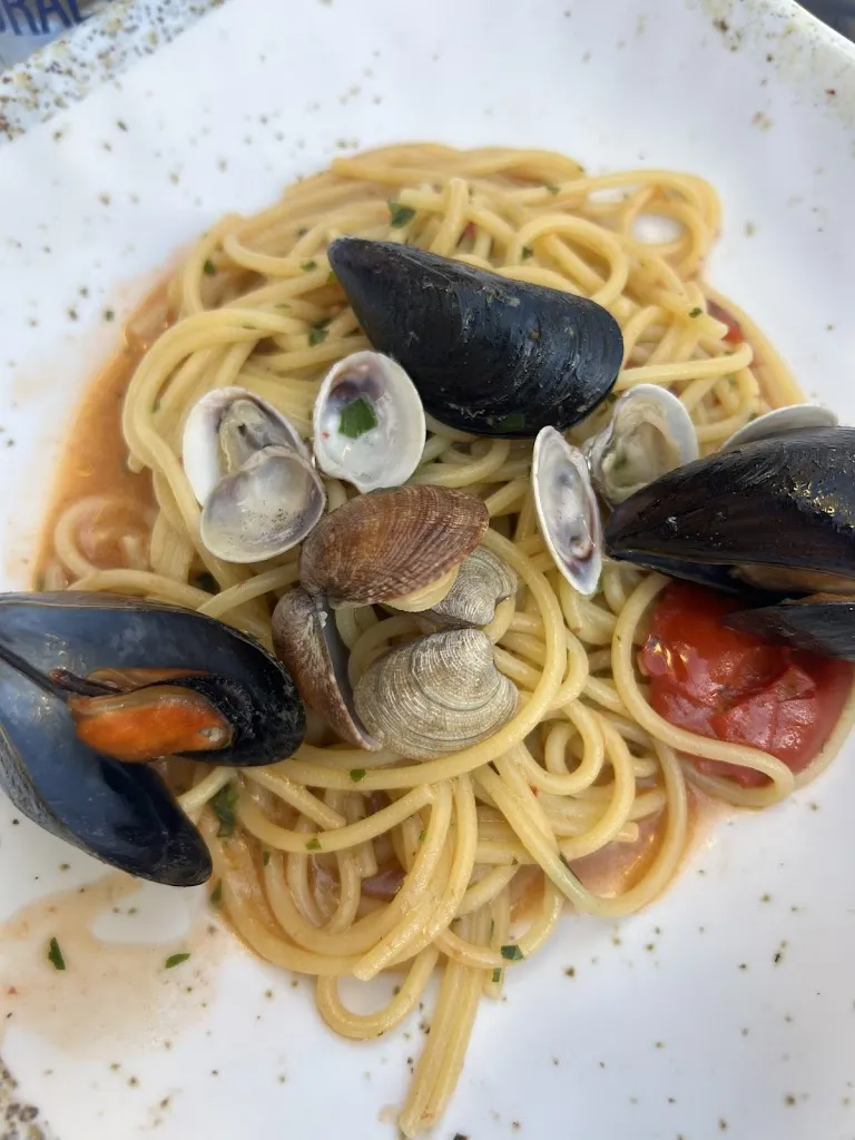 Il Re Dei Mari - Pescheria Lu&Lu_San Carlo All'Arena_slider_image_3