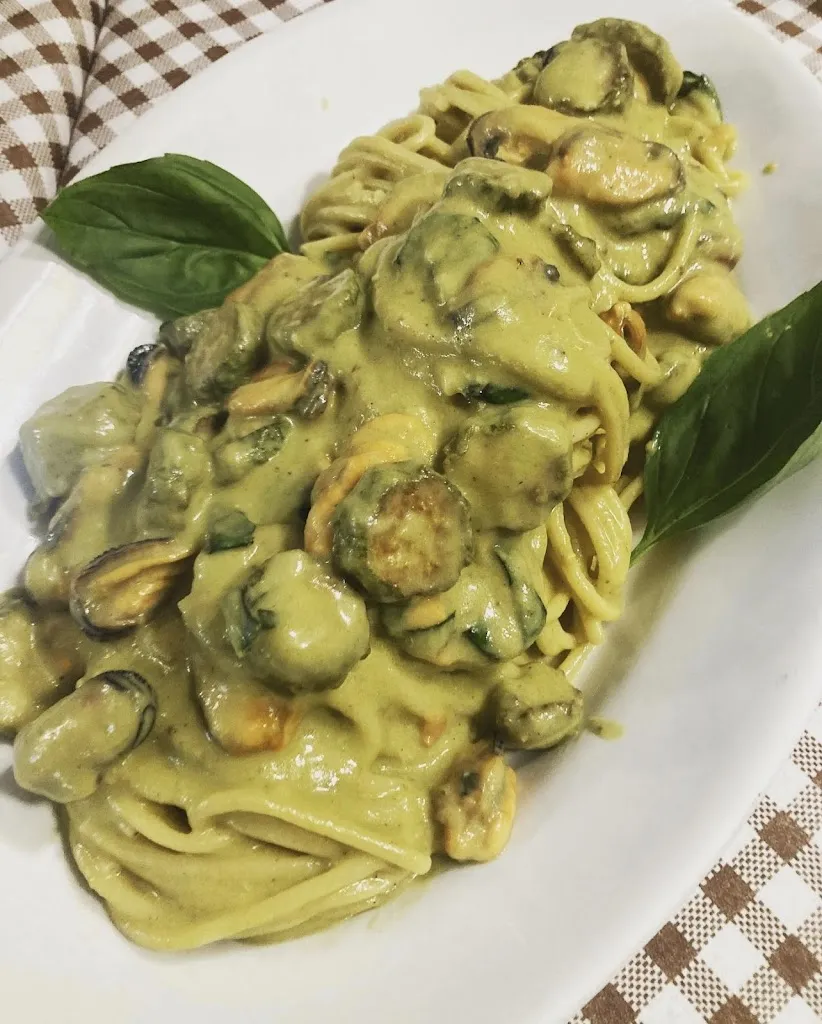 Pizzeria Trattoria La Taverna del Re a Capodimonte_San Carlo All'Arena_slider_image_3