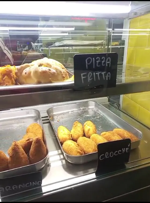 Vestuto Rosticceria_San Carlo All'Arena_slider_image_2