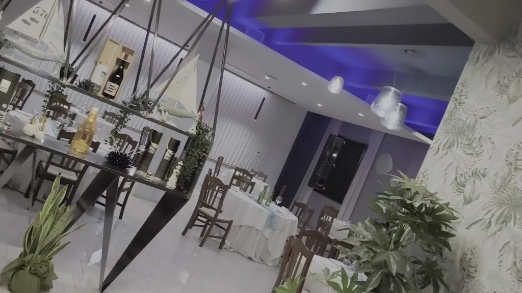 Aquarium Fish Restaurant_San Felice A Cancello_slider_image_2