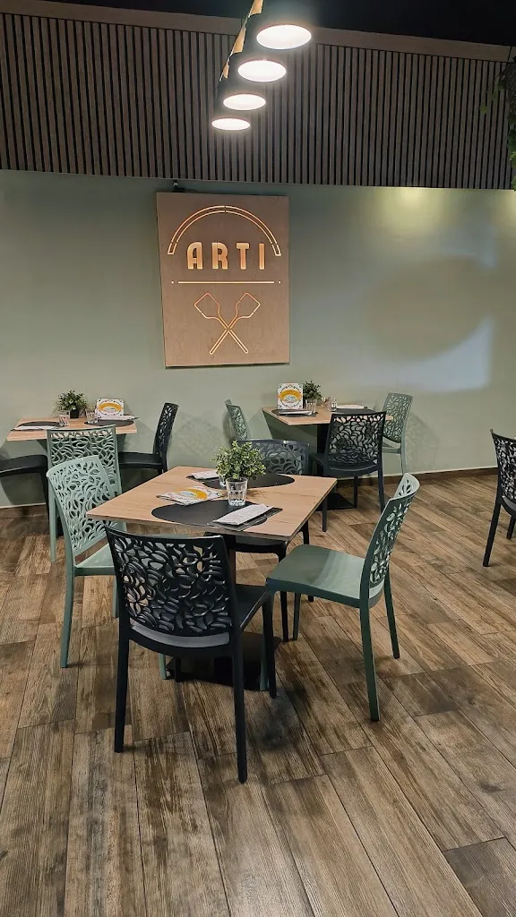 ARTI Pizzaria restaurant in San Felice A Cancello