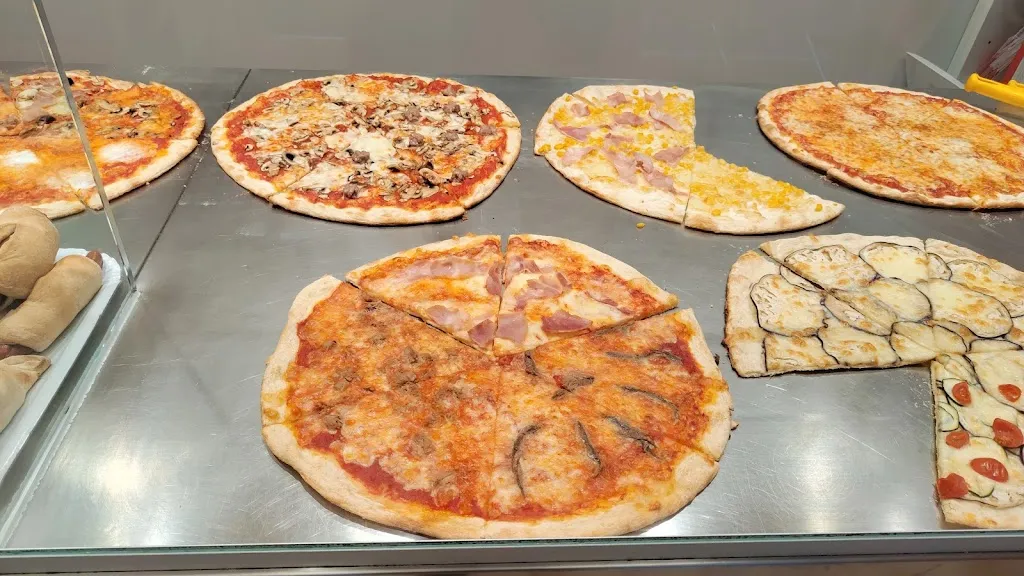 Roman Vacanza_Pizzeria Panarea_Martinsicuro_Bewertung