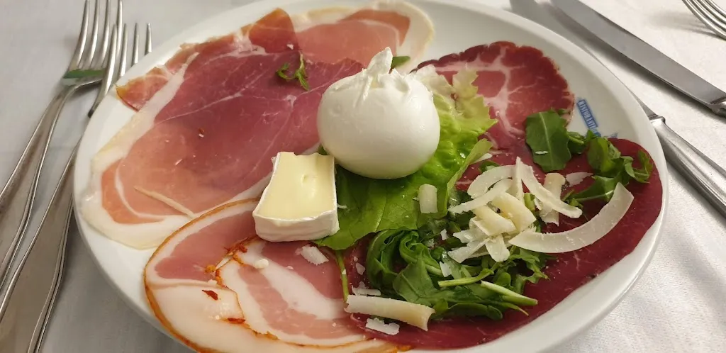 Ristorante San Giorgio Di Lombardi Antonio E C. S.N.C._San Giorgio la Molara_slider_image_3