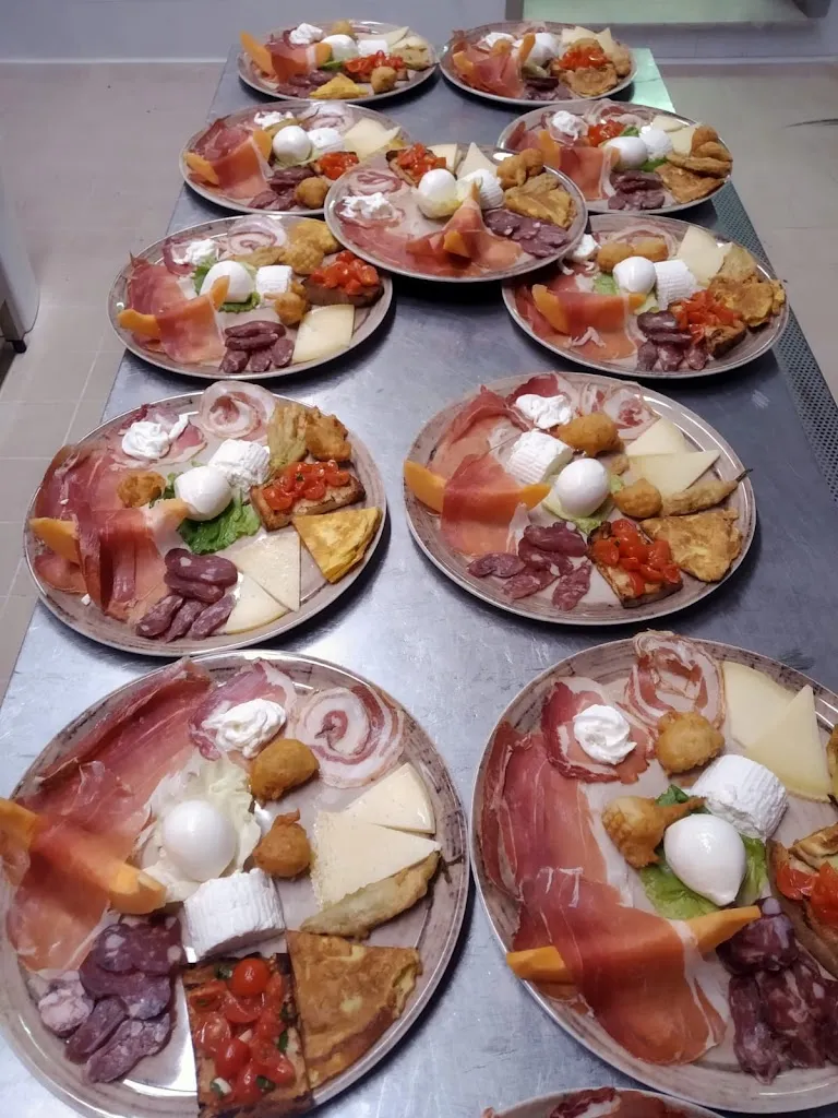 Menu_Reveruzzi Ristò Bracelleria - Steak house_San Giorgio la Molara_immagine_7