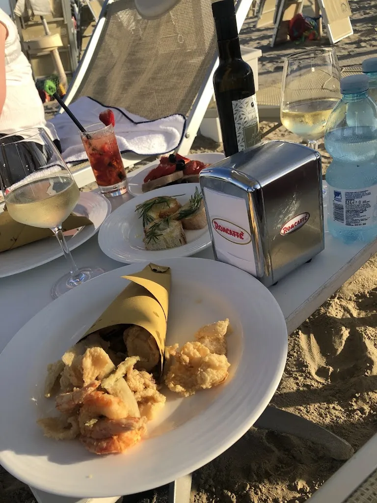 Corinne Rita_Cobà Beach Restaurant_San Giorgio_review