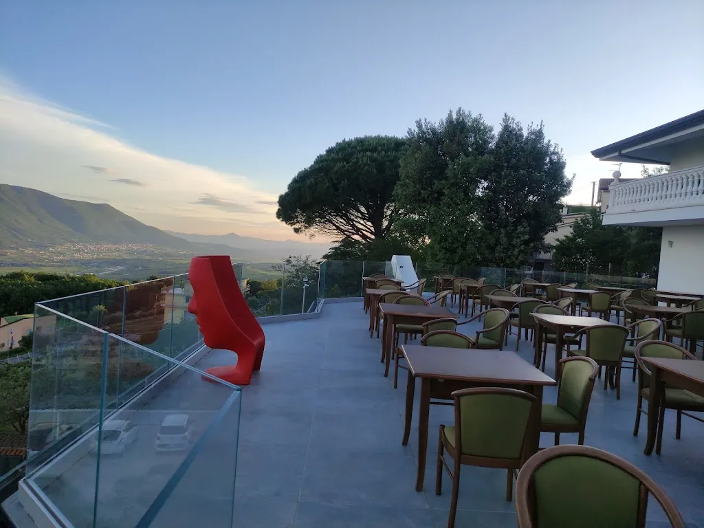 RIFLESSI Ristorante - Eventi e Ricevimenti - PUNTO PANORAMICO restaurant in San Lorenzo Maggiore