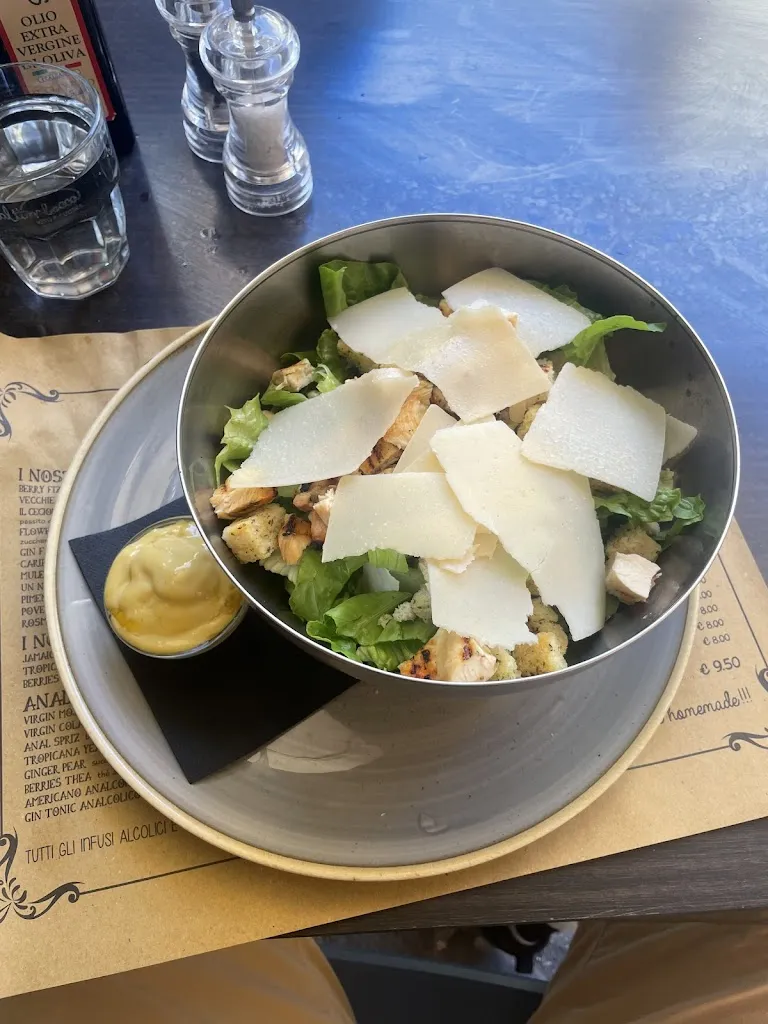 Tom Clemmens_Saltimbocca San Lorenzo_San Lorenzo Maggiore_review