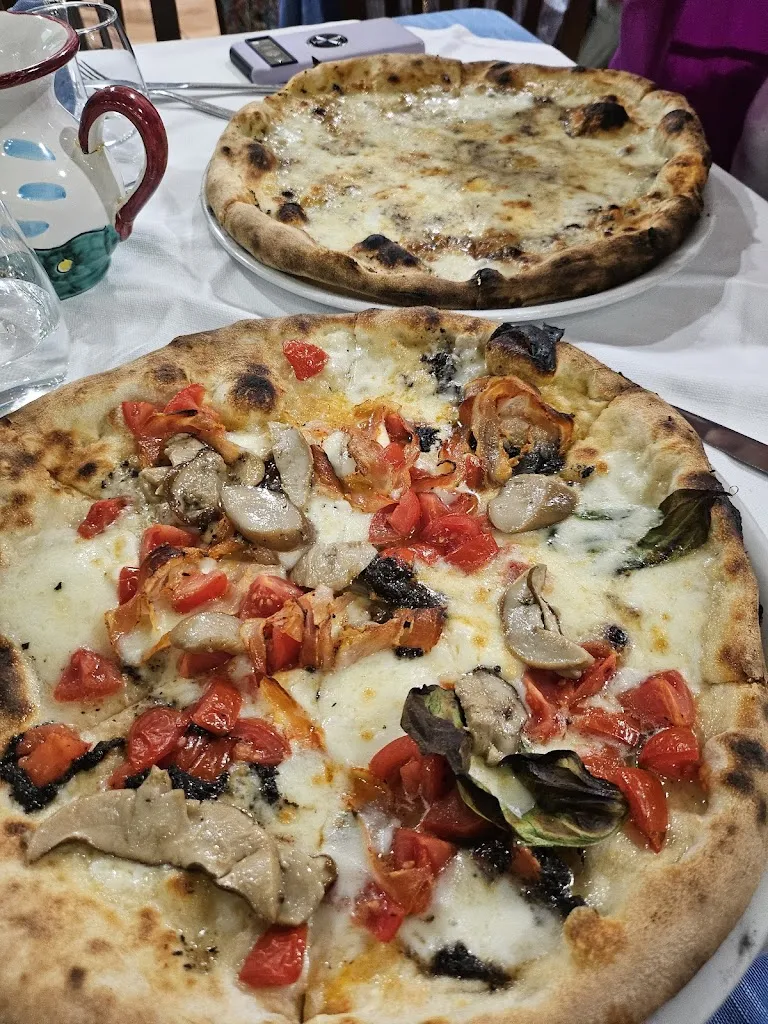 Ristorante Pizzeria Il Veliero_San Gregorio Magno_slider_image_2