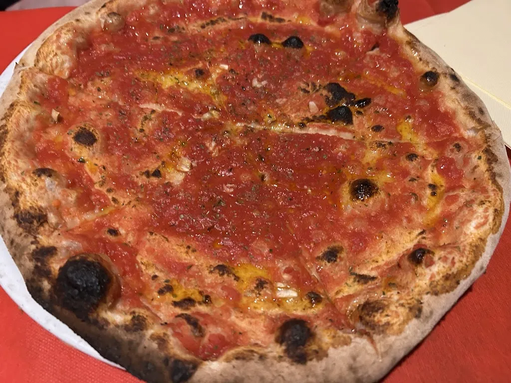 Pizzeria De Rosa_San Gregorio Magno_slider_image_3