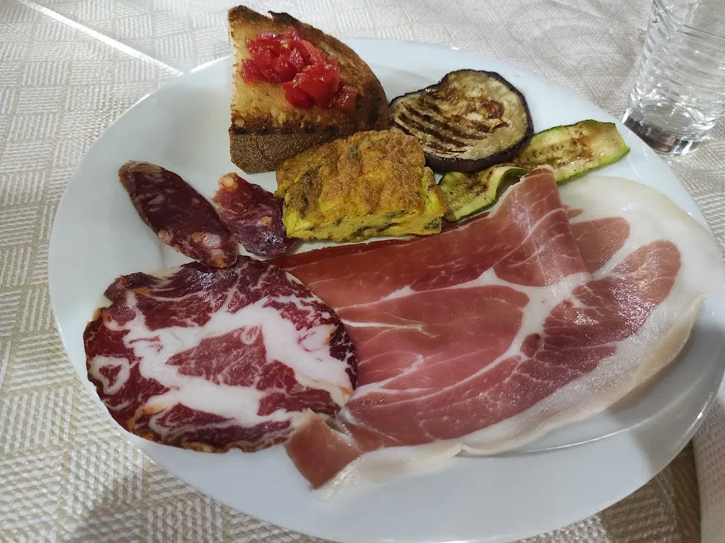 raffaele falco_Agriturismo La Bettola_San Gregorio Magno_review