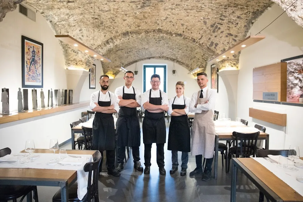 La Casa Rossa restaurant in San Mango Piemonte