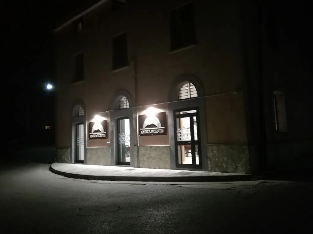 Antonio Di Maio_Pizzeria Antica Picentia_San Mango Piemonte_review