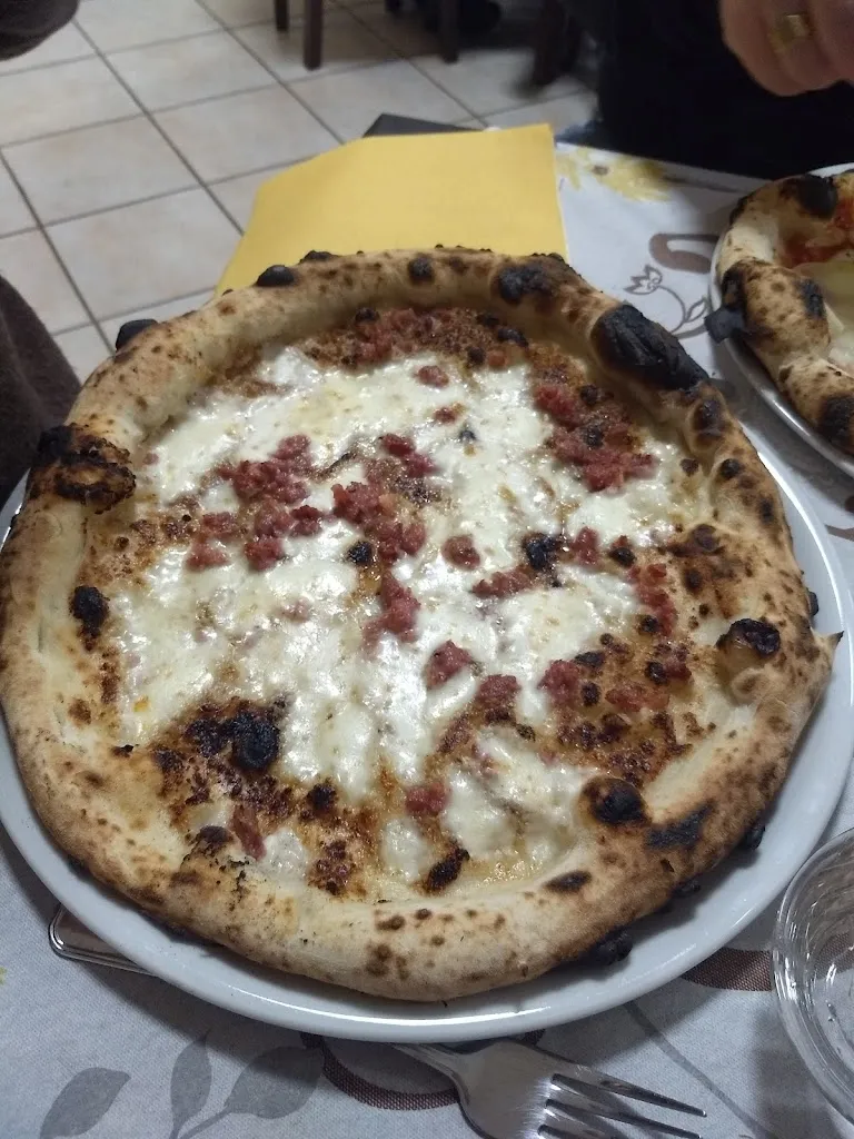 Pizzeria Antica Picentia_San Mango Piemonte_slider_image_2