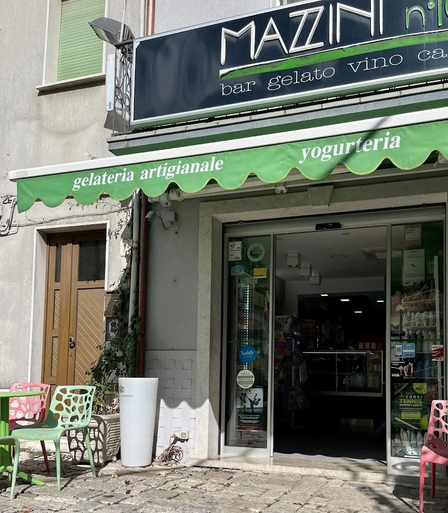 C Moon_Mazzini N° 10_San Marco dei Cavoti_recensione