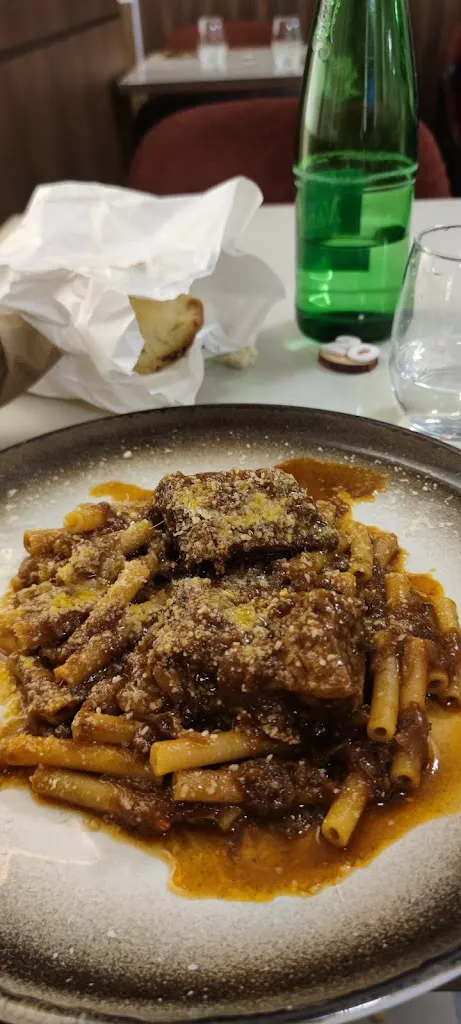 Pummaruli Pummarula camera cucina restaurant in San Giovanni a Teduccio