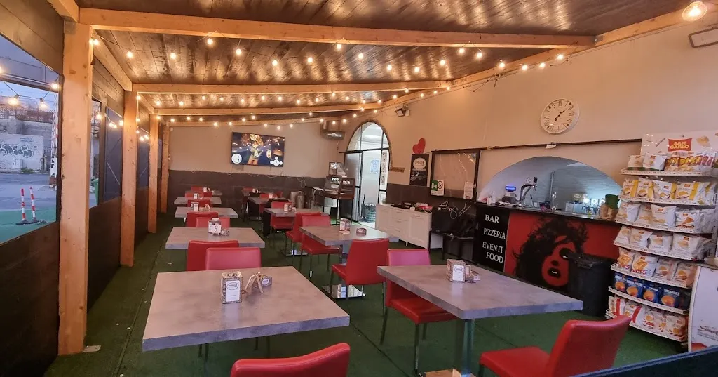 EST PARTENOPE restaurant in San Giovanni a Teduccio