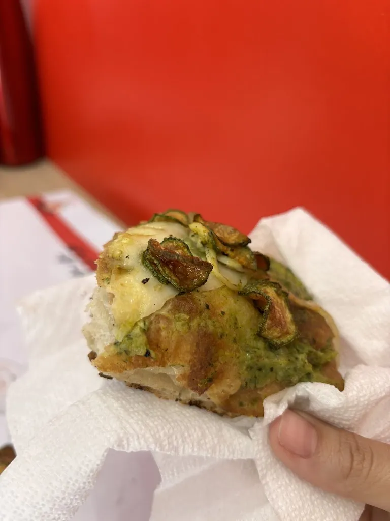 Lidia_Slurp Pinseria_San Giovanni a Teduccio_review