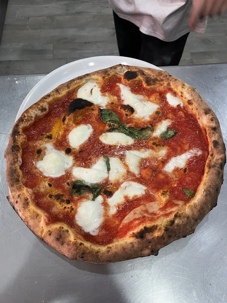 MrWhite_AntonioCibus_San Giovanni a Teduccio_recensione