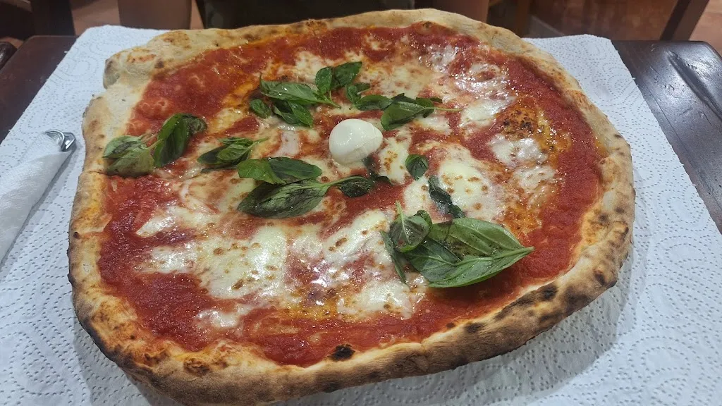 PizzeriAntonio langella_San Giovanni a Teduccio_slider_image_2