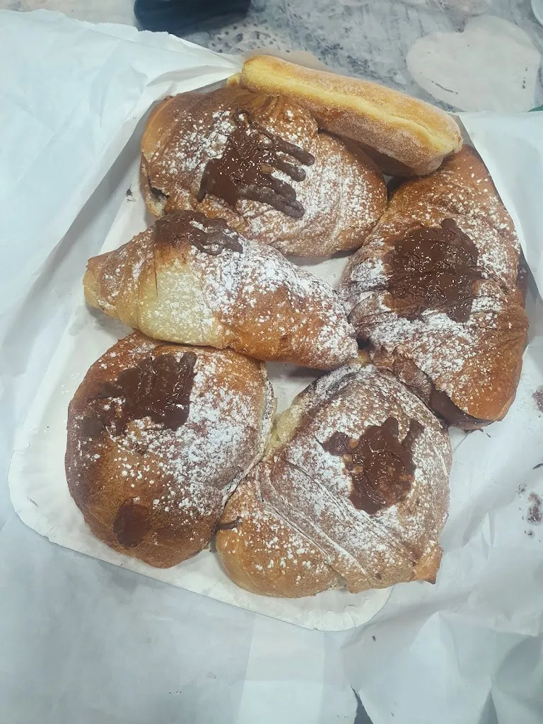 Jessica Gennaro_Grippo’s_San Giovanni a Teduccio_review