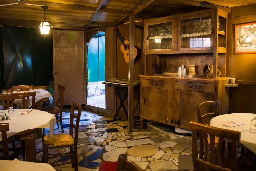 Pizzeria Lo Spiedo restaurant in San Giovanni a Teduccio