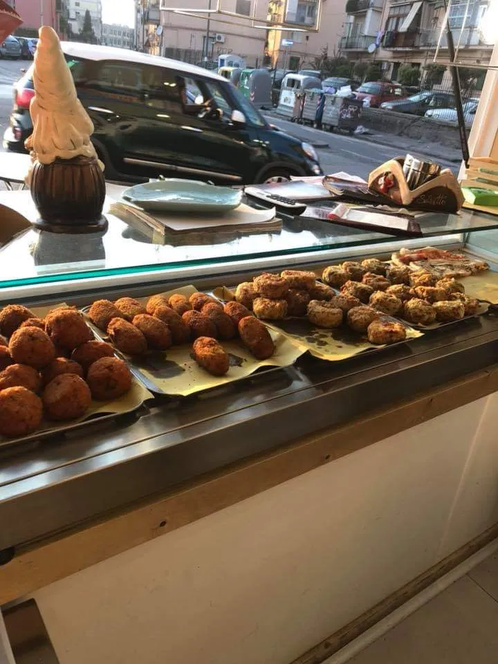 Donna Carmela restaurant in San Giovanni a Teduccio